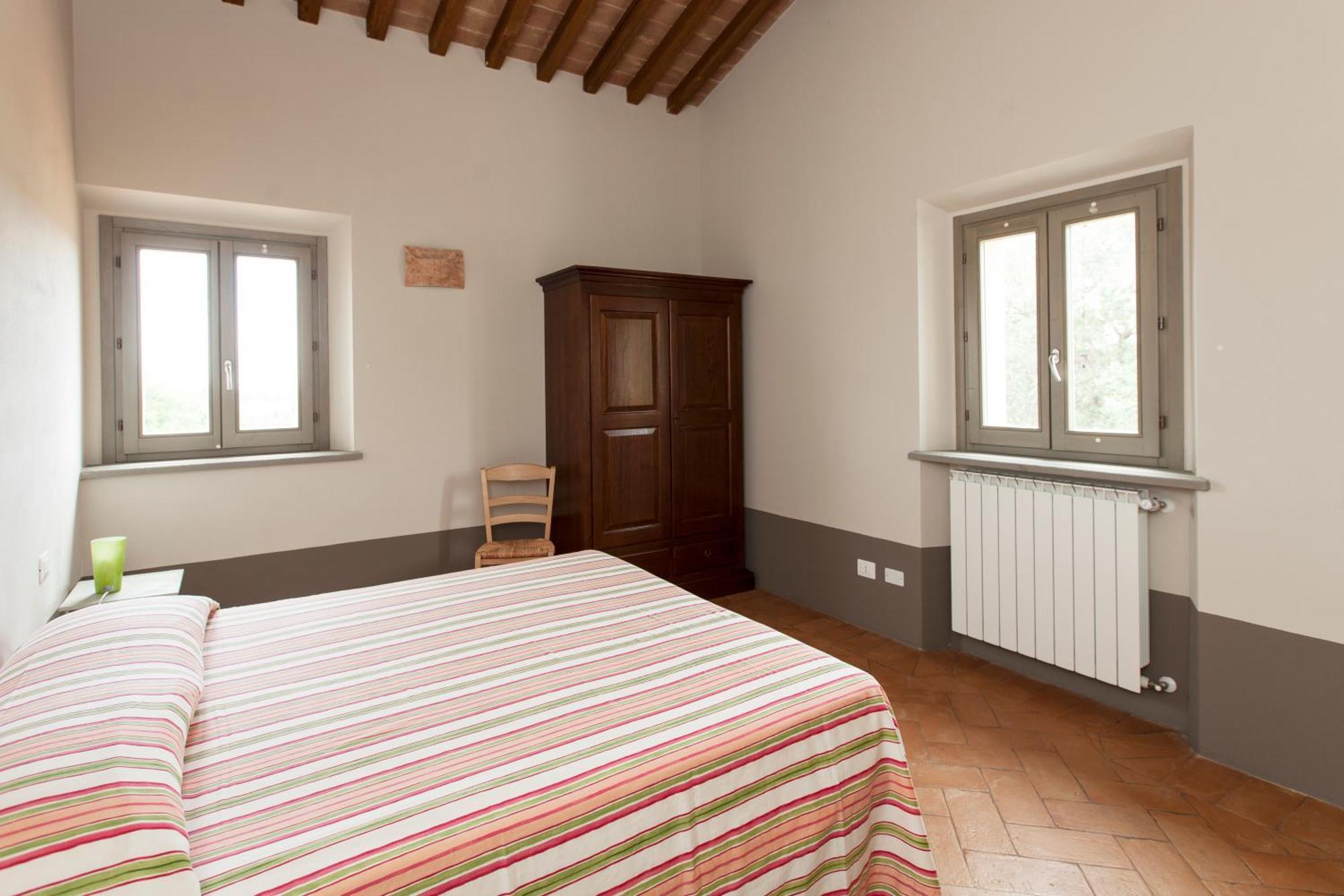 Agriturismo Bio Podere Doganelle Giuncarico 外观 照片