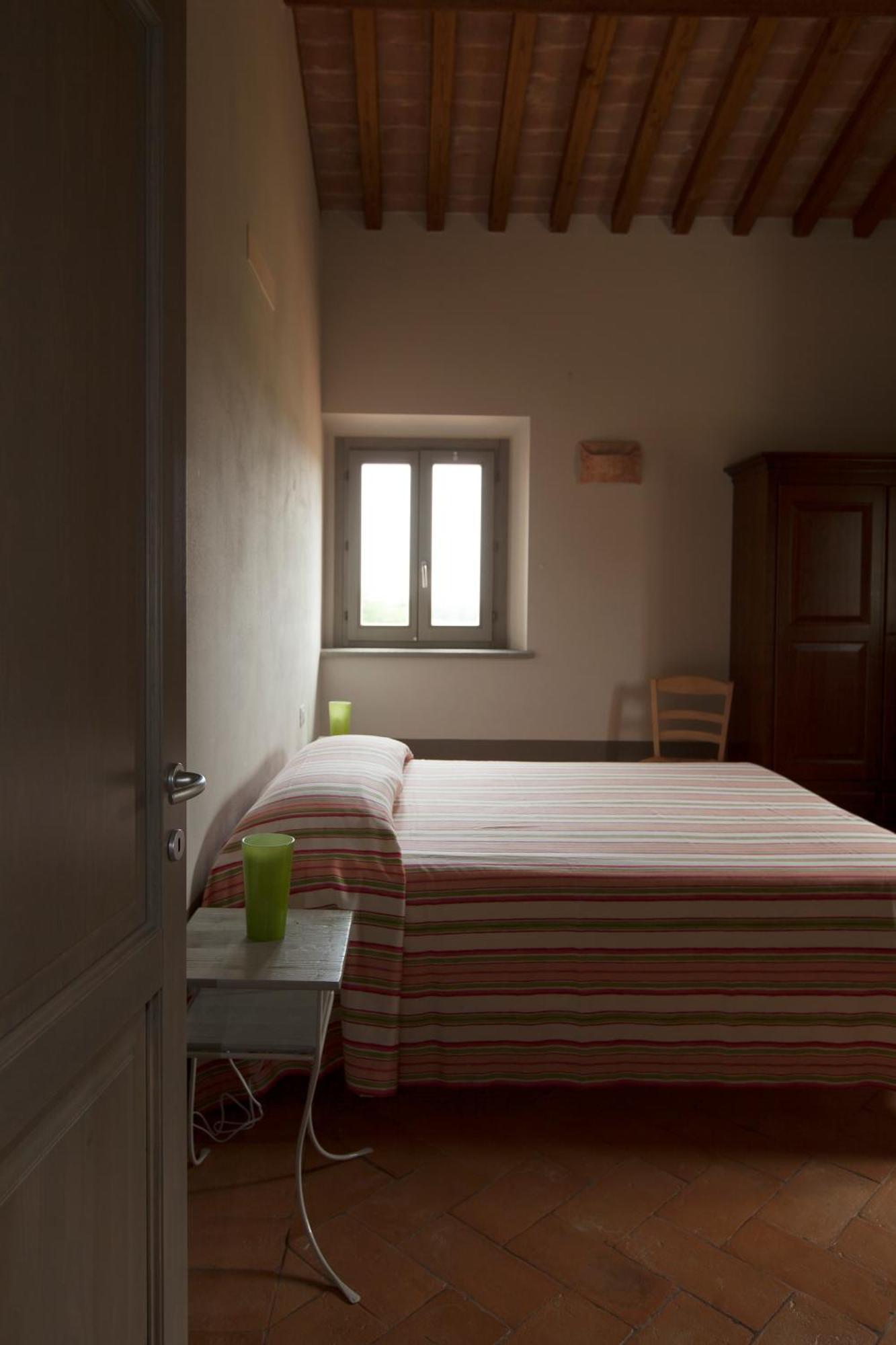 Agriturismo Bio Podere Doganelle Giuncarico 外观 照片